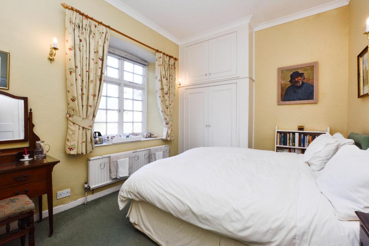 Bed and Breakfast The Old School Bicester Esterno foto