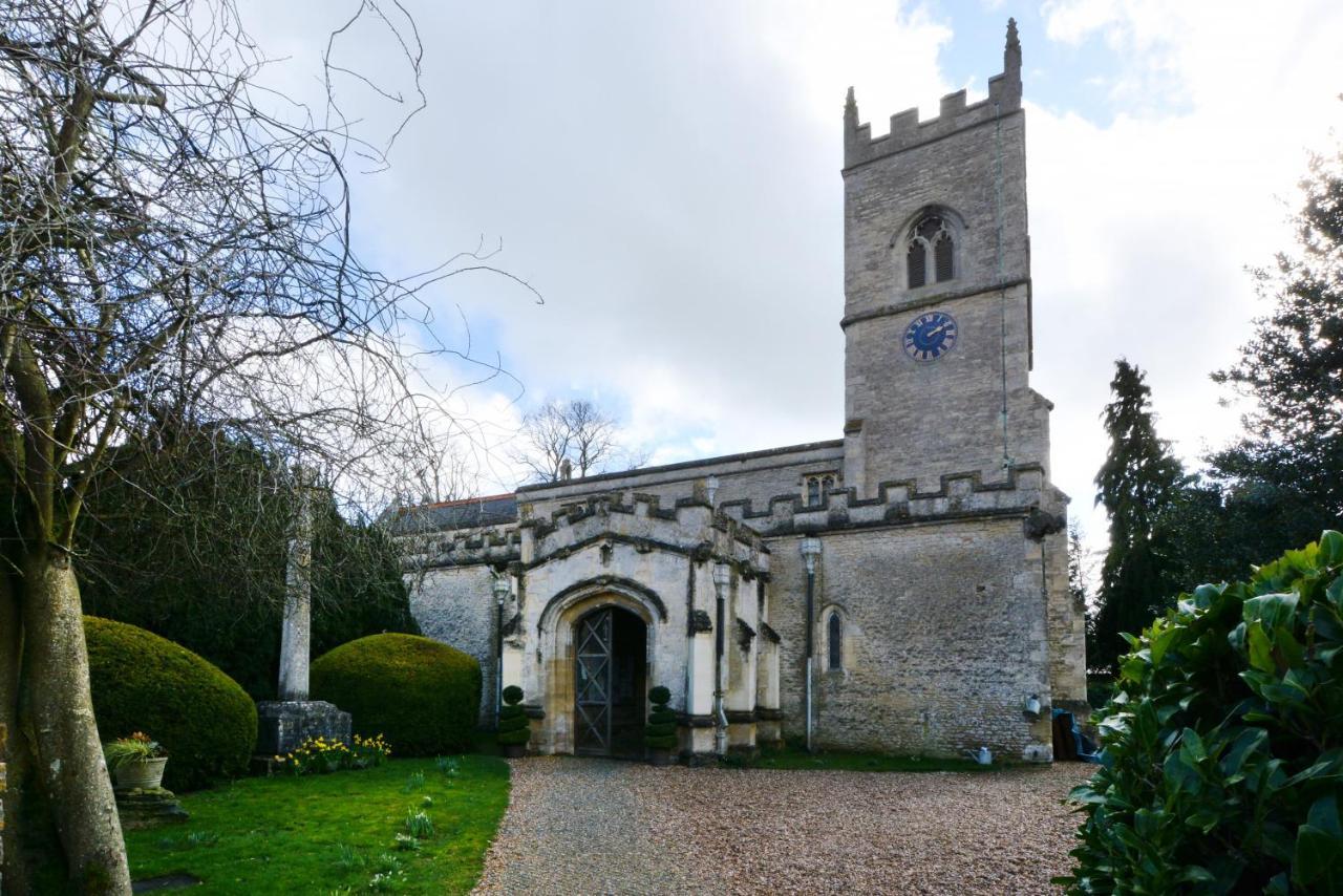 Bed and Breakfast The Old School Bicester Esterno foto
